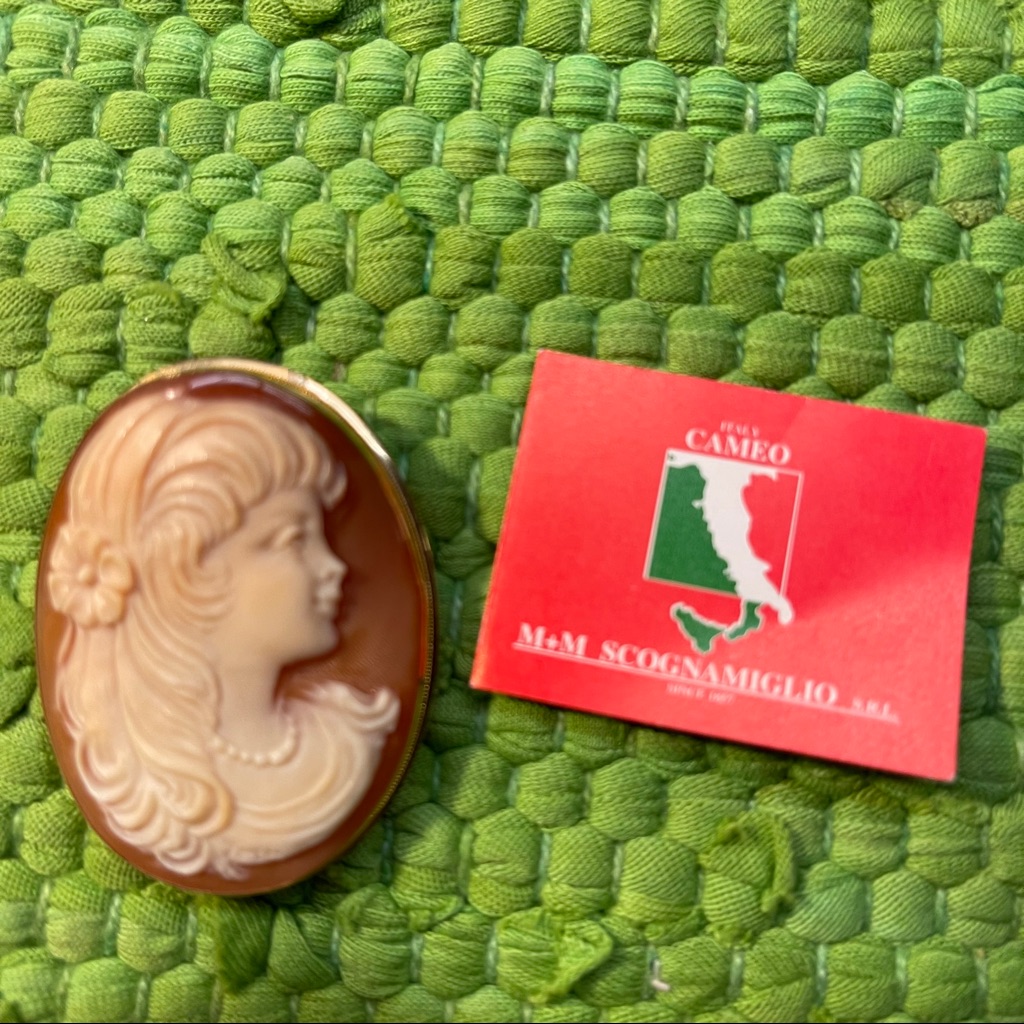 Beautiful 14kt M+M Scognamiglio Pin/Pendant
